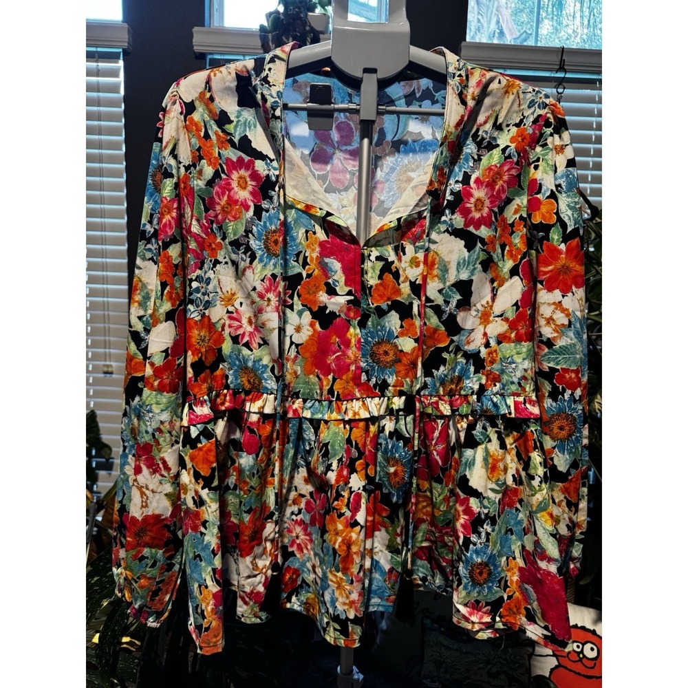 One Eleven‎ North Floral Windbreaker Pullover Jacket